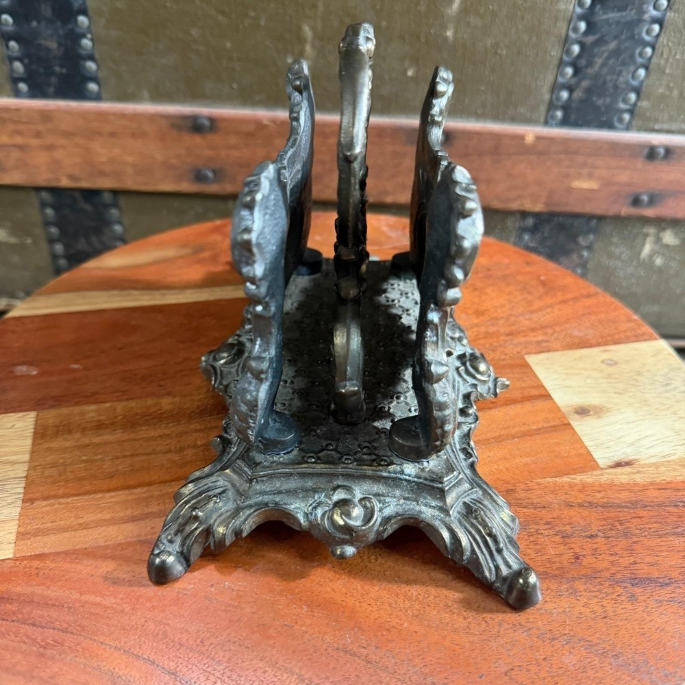 Vtg Brass Ornate Heavy Metal‎ 1961 A&M LEATHERLINES INC. NY Letter Napkin Holder - Picture 5 of 8